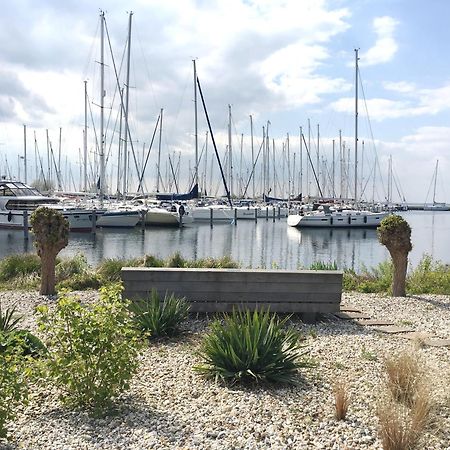 Marinaparcs Almere Exteriör bild