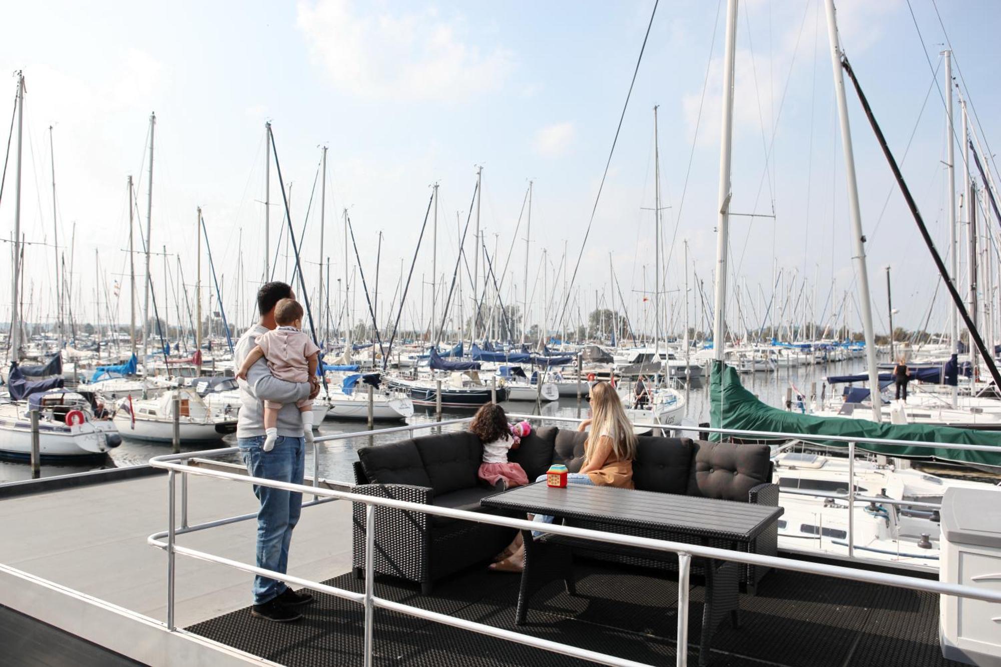 Marinaparcs Almere Exteriör bild