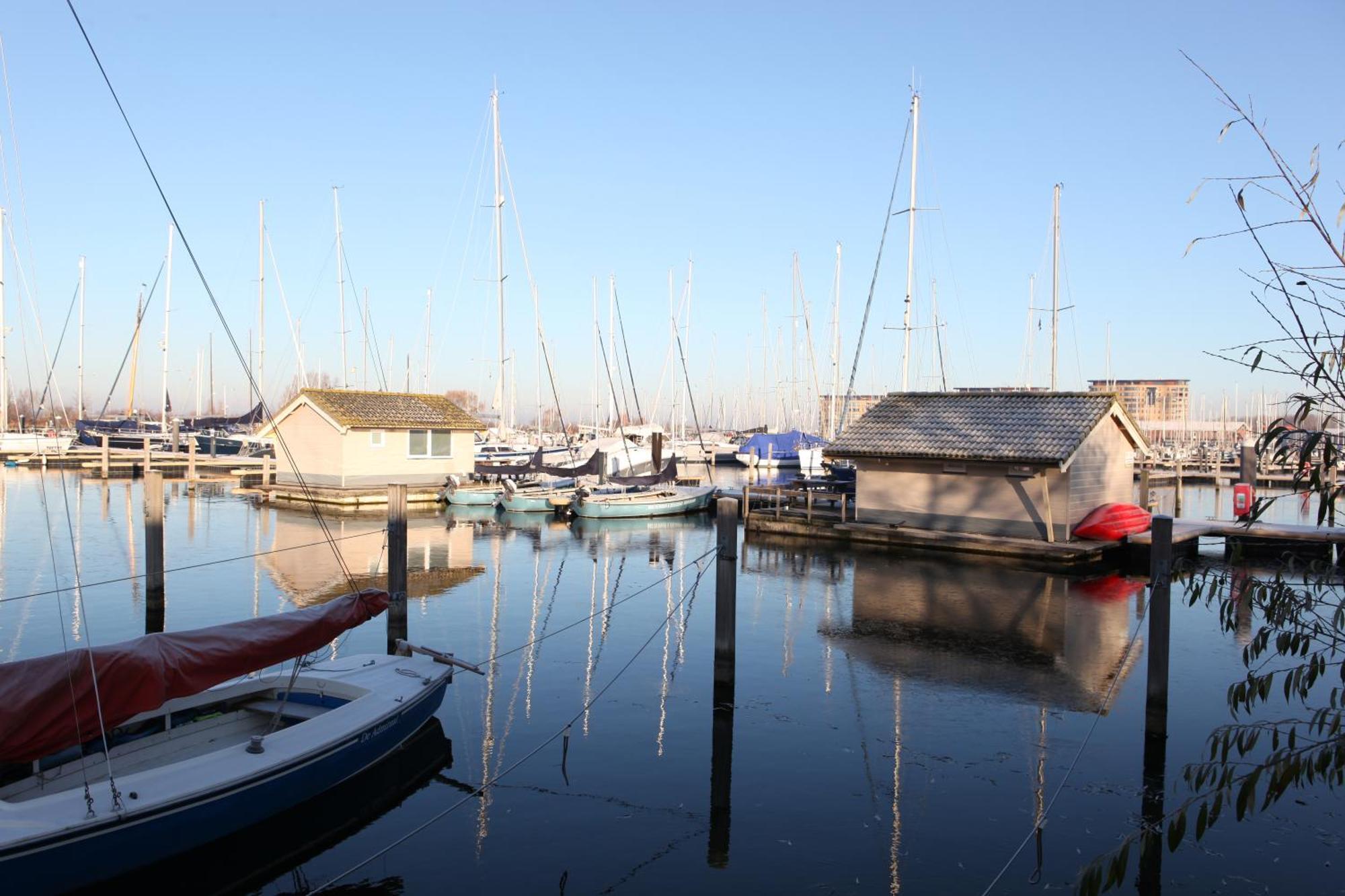 Marinaparcs Almere Exteriör bild