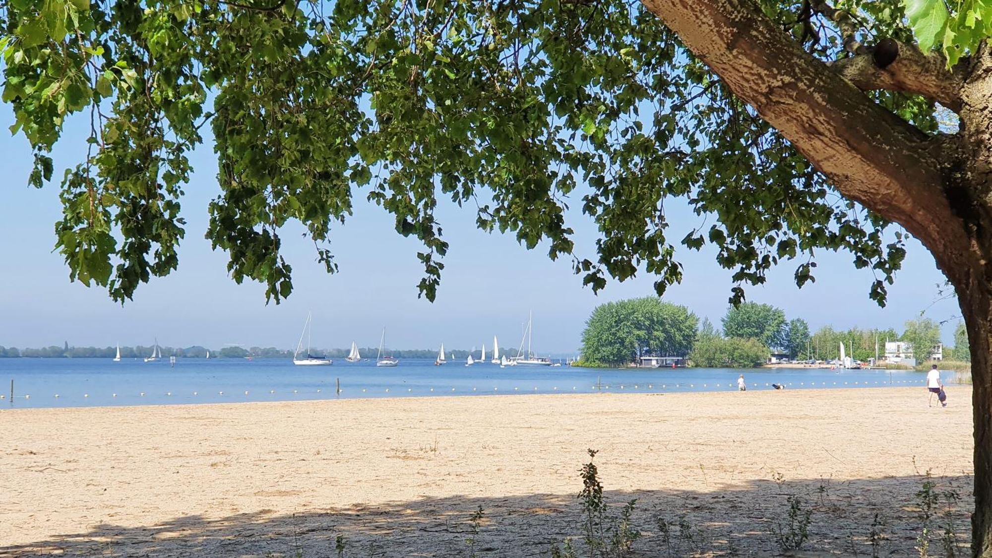 Marinaparcs Almere Exteriör bild